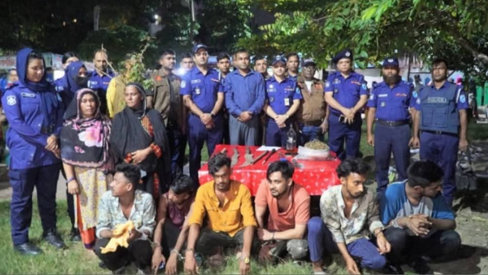 নারায়ণগঞ্জে মাদকের বিরুদ্ধে যৌথ  অভিযান চলছে ,..  আটক ২৪ জন